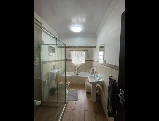 4 BEDROOM HOUSE FOR SALE IN AQUAPARK